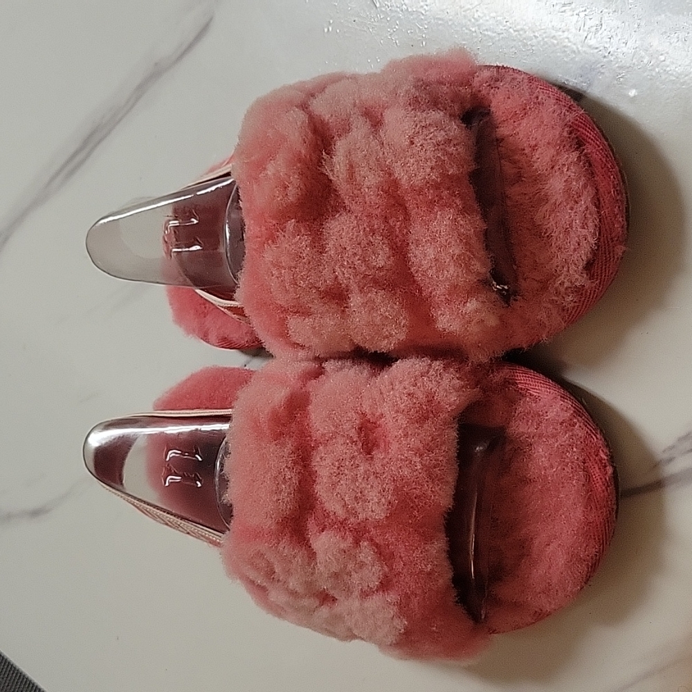 Ugg Toddler fluff yeah poppy